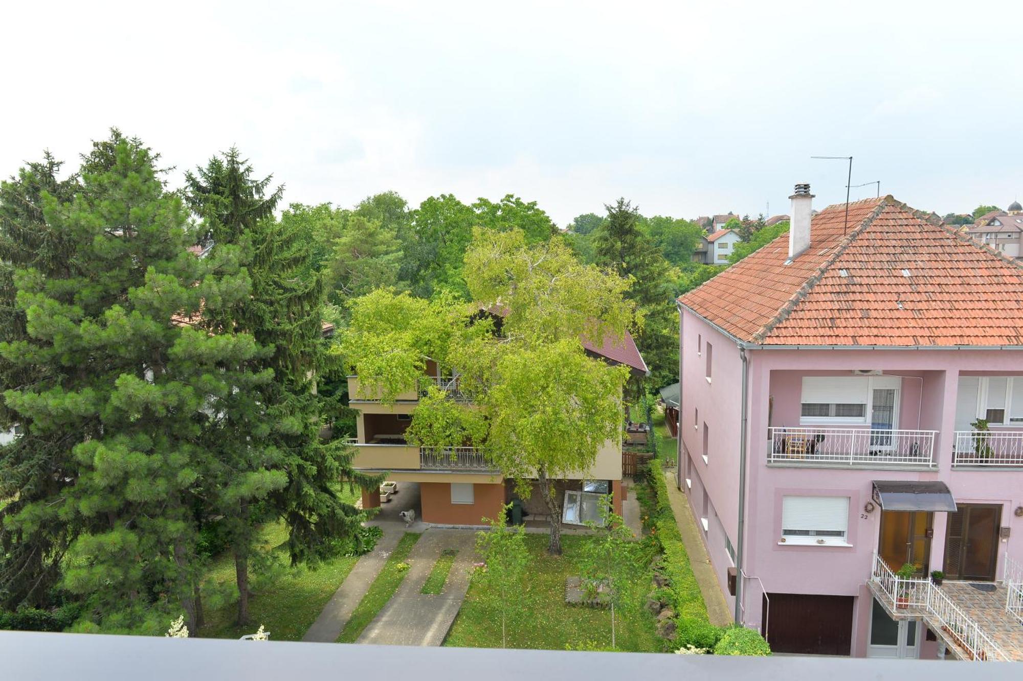 Hm Apartments Indija Buitenkant foto